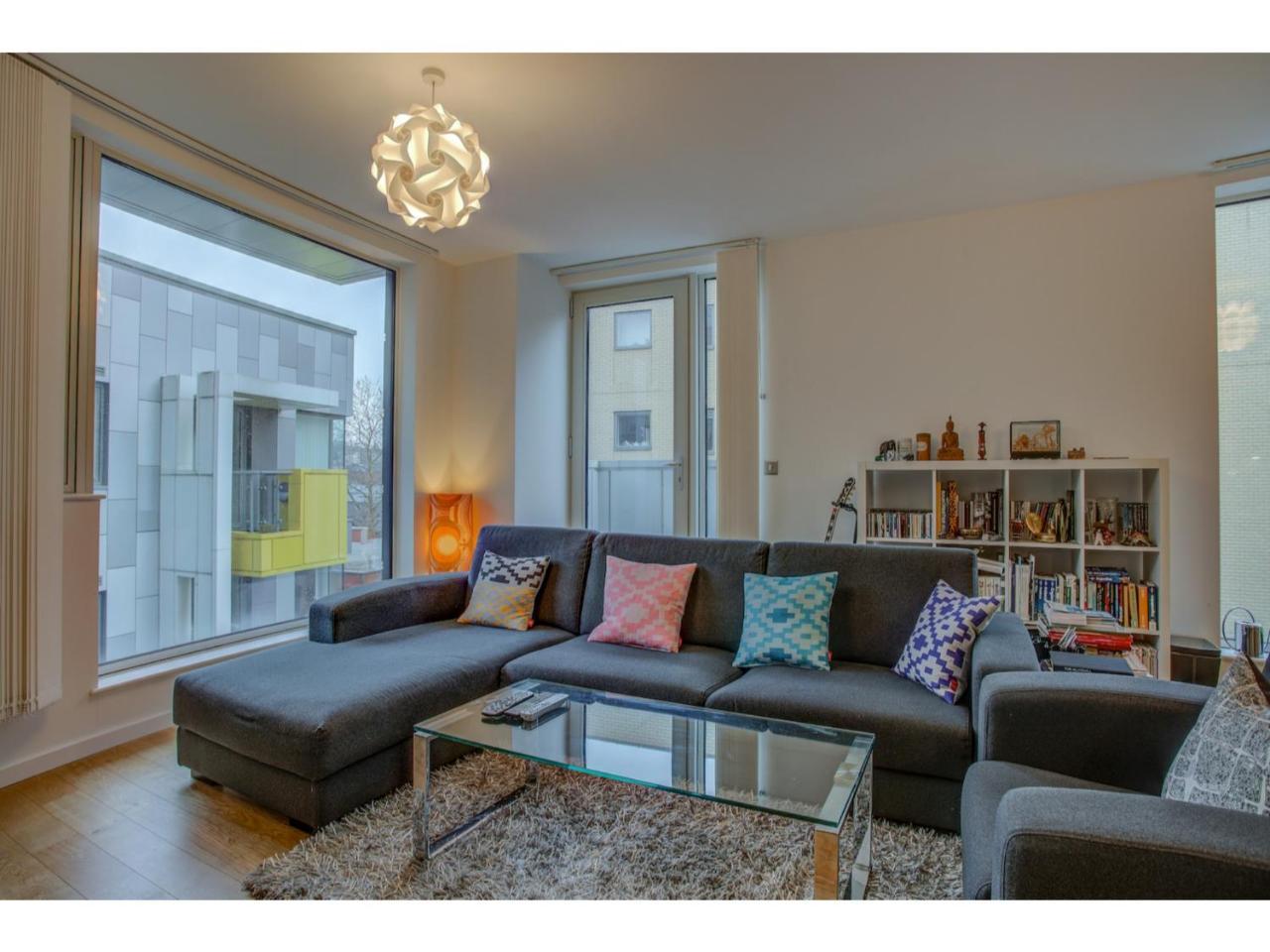 Stylish And Charming Apt For Up To 4, Manchester Apartamento Exterior foto