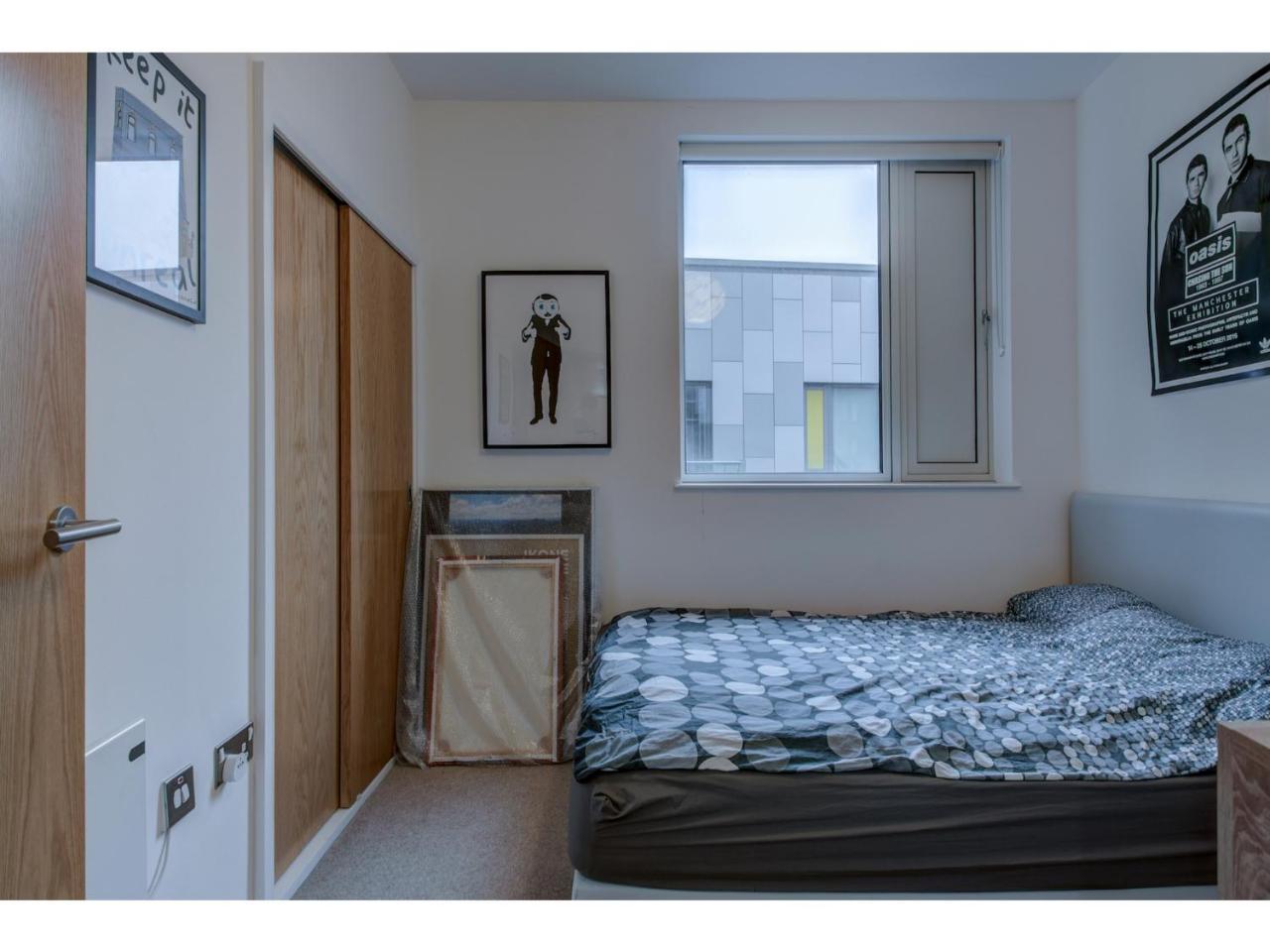 Stylish And Charming Apt For Up To 4, Manchester Apartamento Exterior foto